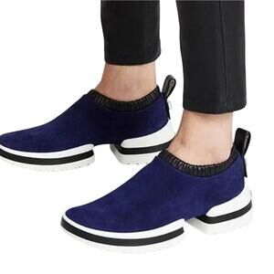Stuart Weitzman Maritime Slip On Sneakers Shoes SW 612 Navy Blue Black White 8.5